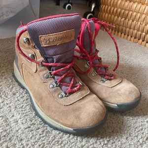 Columbia Newton Ridge Waterproof Hiking Boots